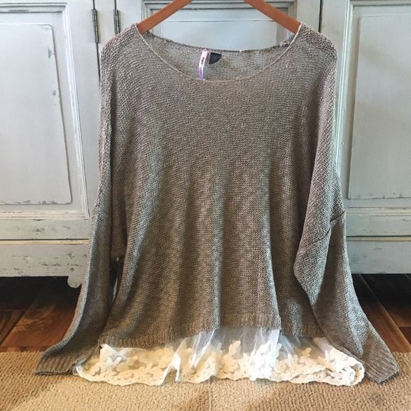 TAUPE LACE RUFFLE HEM BOHO PLUS SZ SWEATER TOP 3X - Picture 2 of 6